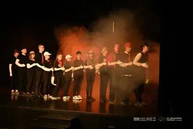 W Tkaczu ruszył konkurs, który od razu zamienił scenę w emocjonalne pole bitwy