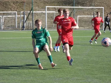 Lechia bez zwycięstwa – remis z Wartą Sieradz na stadionie przy Nowowiejskiej