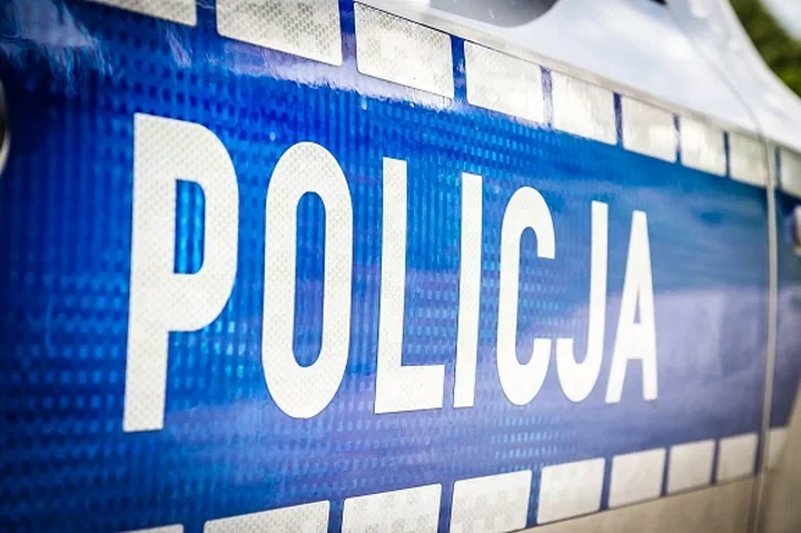 54 wykroczenia w jeden dzień. Policja sprawdzała kierowców i pieszych w Tomaszowie