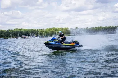 Majówka nad wodą może skończyć się źle - policja wskazuje ryzykowne nawyki